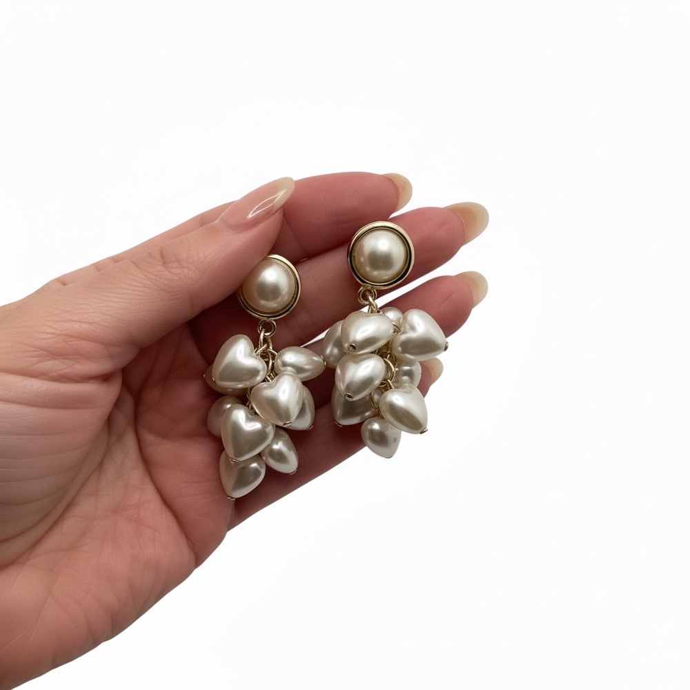 Vintage Wedding faux pearl hearts dangle cluster earrings with gold toned trim.